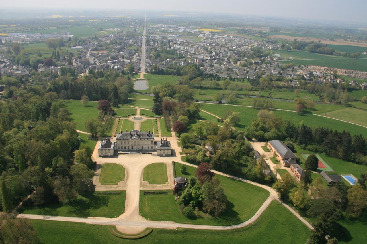 Chateau De Craon Craon  Esterno foto